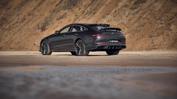 Larte Design 原廠 Carbon 碳纖維 後下巴 / 後下擾流 (含尾飾管) For Mercedes Benz AMG GT