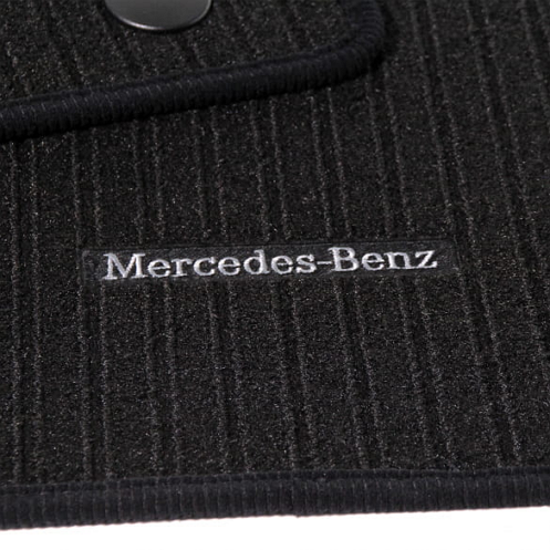 Mercedes-Benz 原廠 駕駛座及副駕駛 Rep floor mats 腳踏墊 / 踏墊 (棱紋版) For C-Class W06 / S206