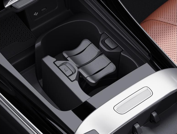 Mercedes Benz 原廠 中控台置杯架 / 杯架 / 固定座 For C-Class ( W206 / S206 )