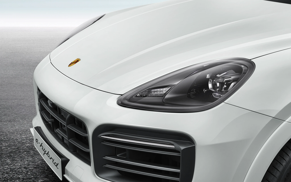 Porsche 原廠 LED 頭燈 (暗色) For Cayenne ( E3 ) / Cayenne Coupe ( E3 )